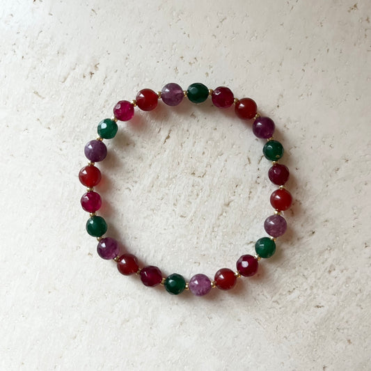 Christmas edition armbånd med Emerald jade, Ruby jade, rød agat og lepidolit.